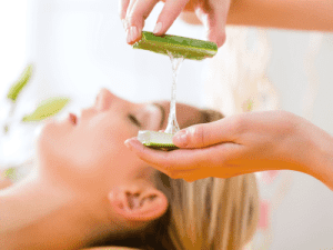 aloe vera gel and vitamin e for dark circles